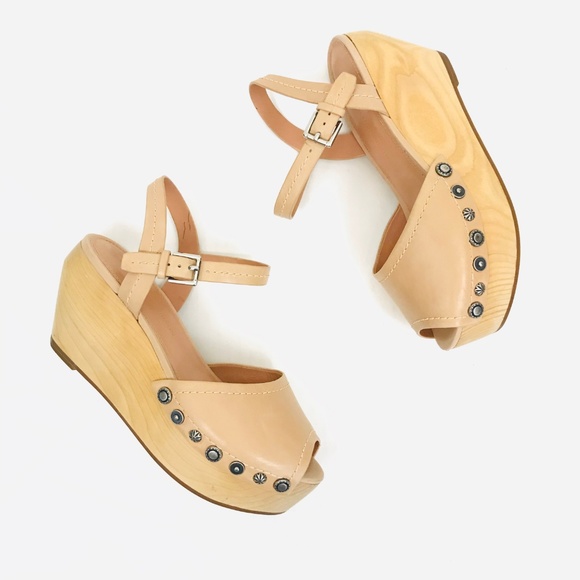 Sigerson Morrison Shoes - Sigerson Morrison Cailey Clogs Camel Size 7B